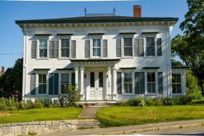 The Waldoboro Inn